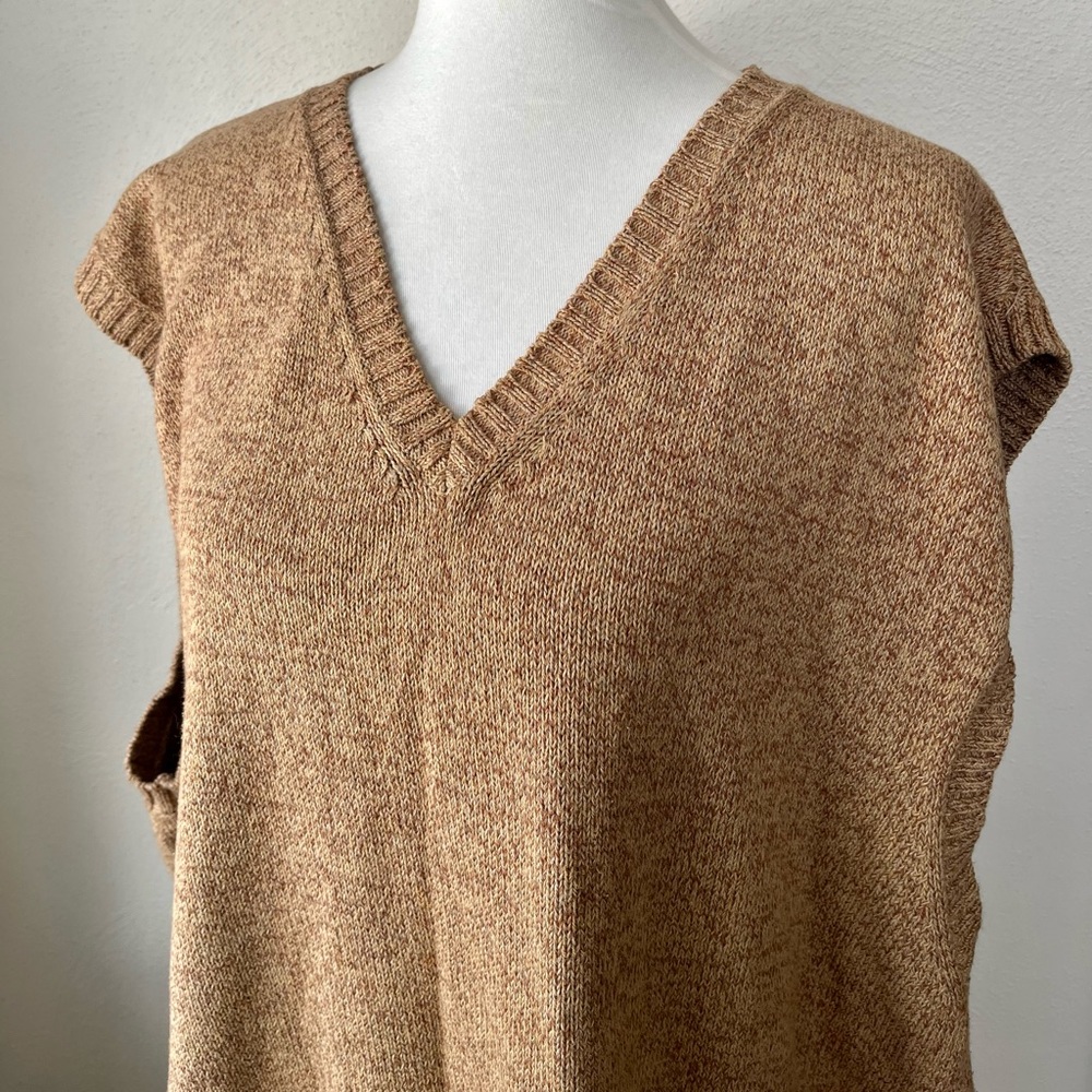 Vintage St. John’s Bay cozy sweater vest untagged